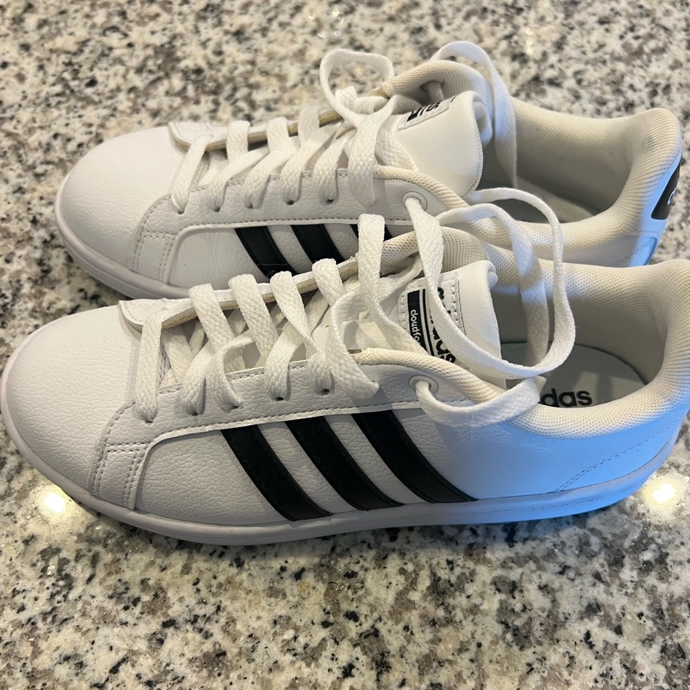 Women’s Adidas Cloudfoam